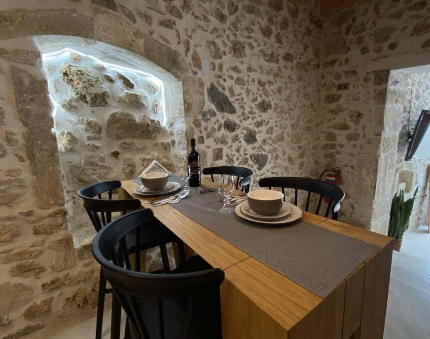 Stavlos Traditional Suite Atsipopoulo エクステリア 写真