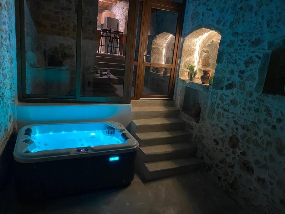 Stavlos Traditional Suite Atsipopoulo エクステリア 写真